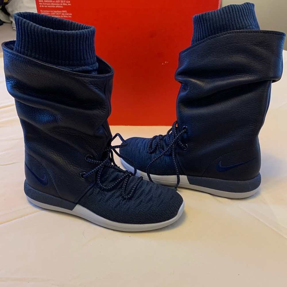 NWT Nike W Roshe Two Hi Flyknit